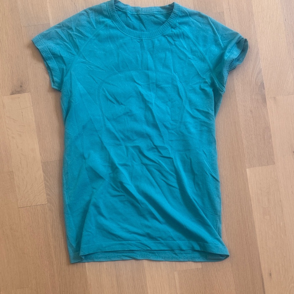 Lululemon Athletica Swiftly Vibrant Blue Tee